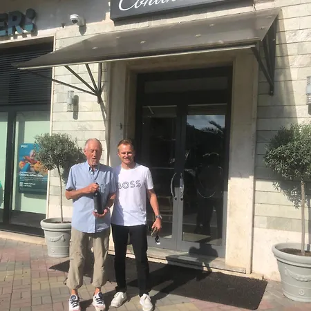 Continental Hotel 2*